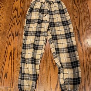 Barely used,in good condition, and has no stains